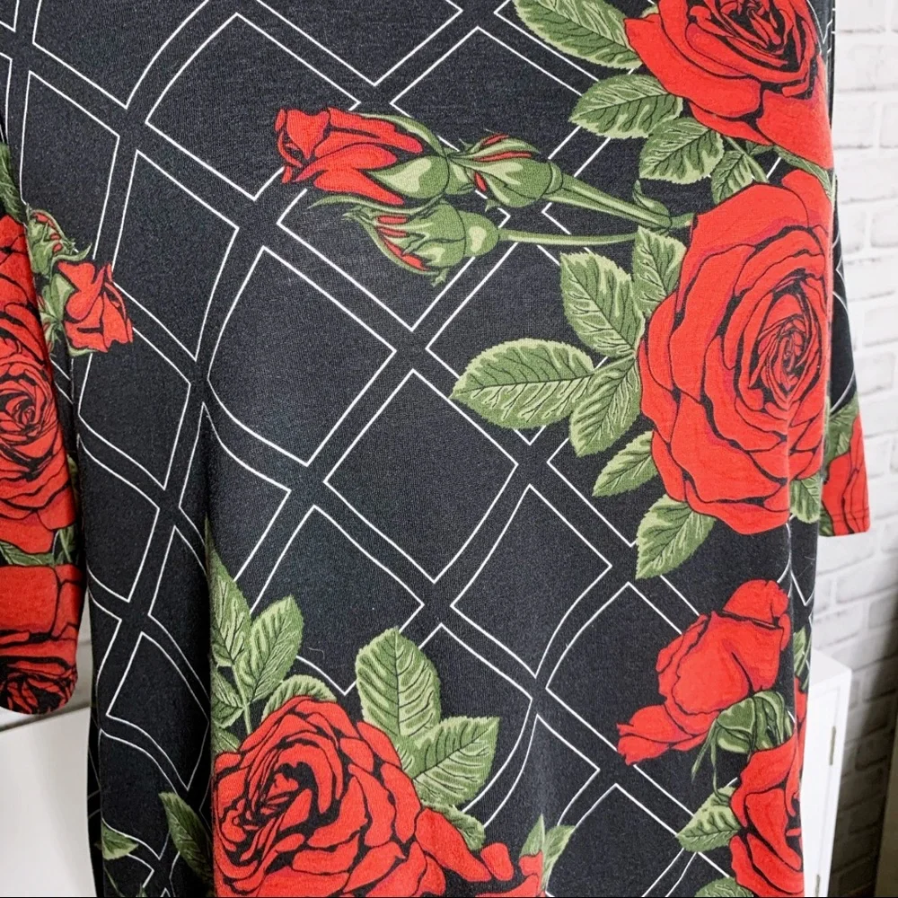 LuLaRoe Irma Tunic - Picture 3 of 3